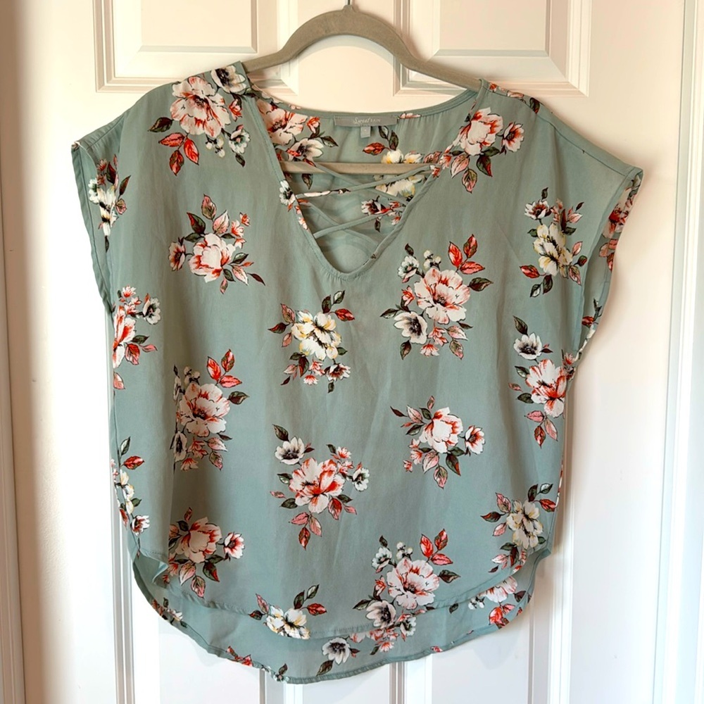 Sweet Rain Cross Neck Blouse Top - Small - Sage‎ Green Floral